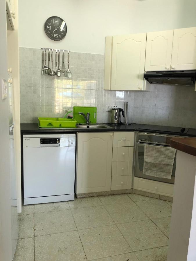 King'S Palace - Spacious 2 Bed, 2 Bath With Sea And Pool Views 파포스 외부 사진
