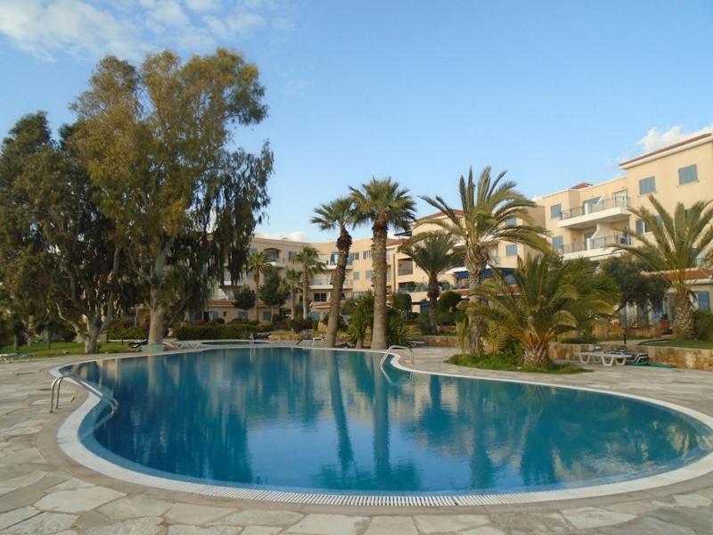 King'S Palace - Spacious 2 Bed, 2 Bath With Sea And Pool Views 파포스 외부 사진