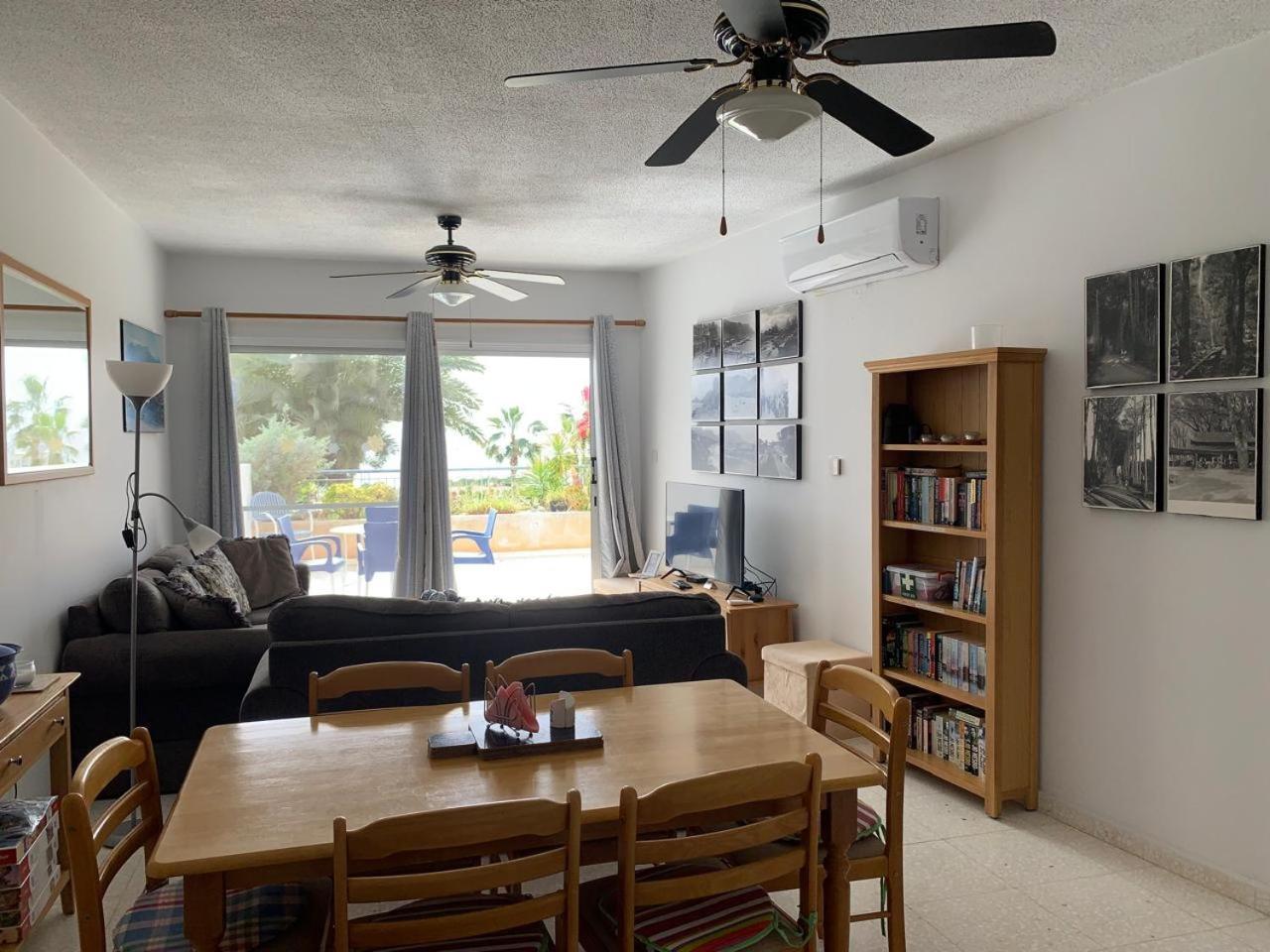 King'S Palace - Spacious 2 Bed, 2 Bath With Sea And Pool Views 파포스 외부 사진